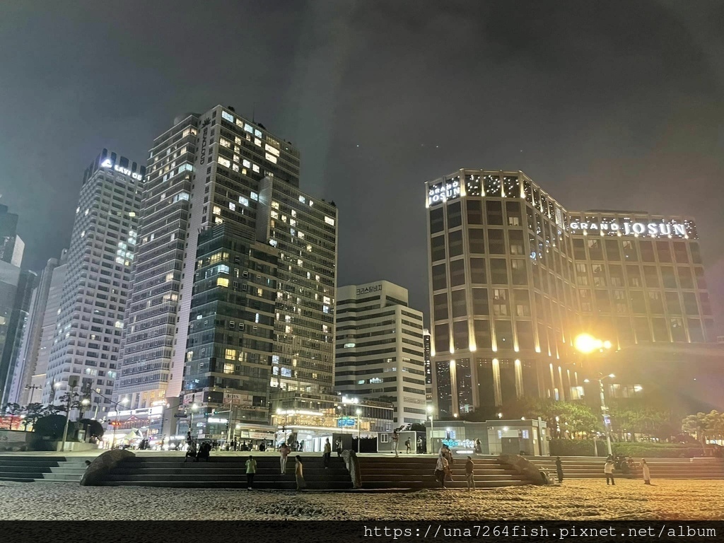 ★BUSAN 釜山 ☆夜晚的海雲台海邊 해운대 밤바다 & 