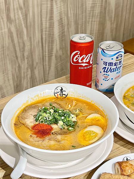 屋台拉麵必吃➤赤麵廠 レッドラーメン︱寵物友善店家︱桃園藝文