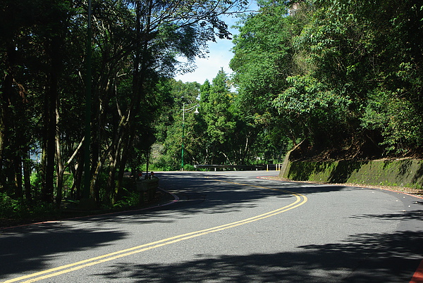 9:30am的環湖公路