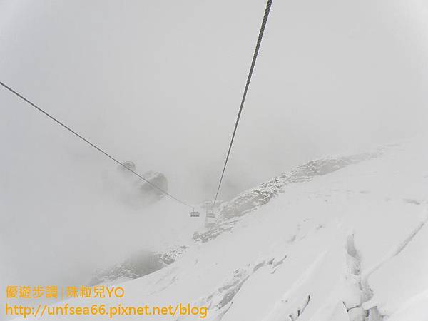 image091_YoYoTempo_瑞士TITLIS鐵力士山纜車賞雪趣.jpg