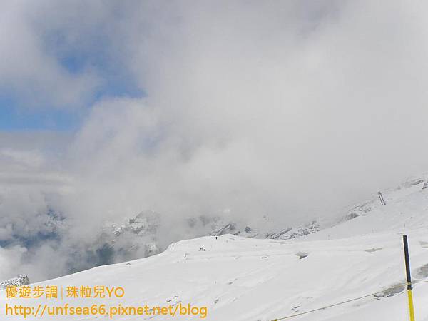 image101_YoYoTempo_瑞士TITLIS鐵力士山纜車賞雪趣.jpg