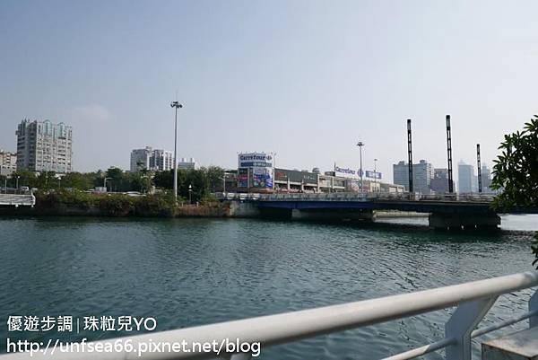 IMAGE011_YOYOTEMPO_高雄愛河.JPG