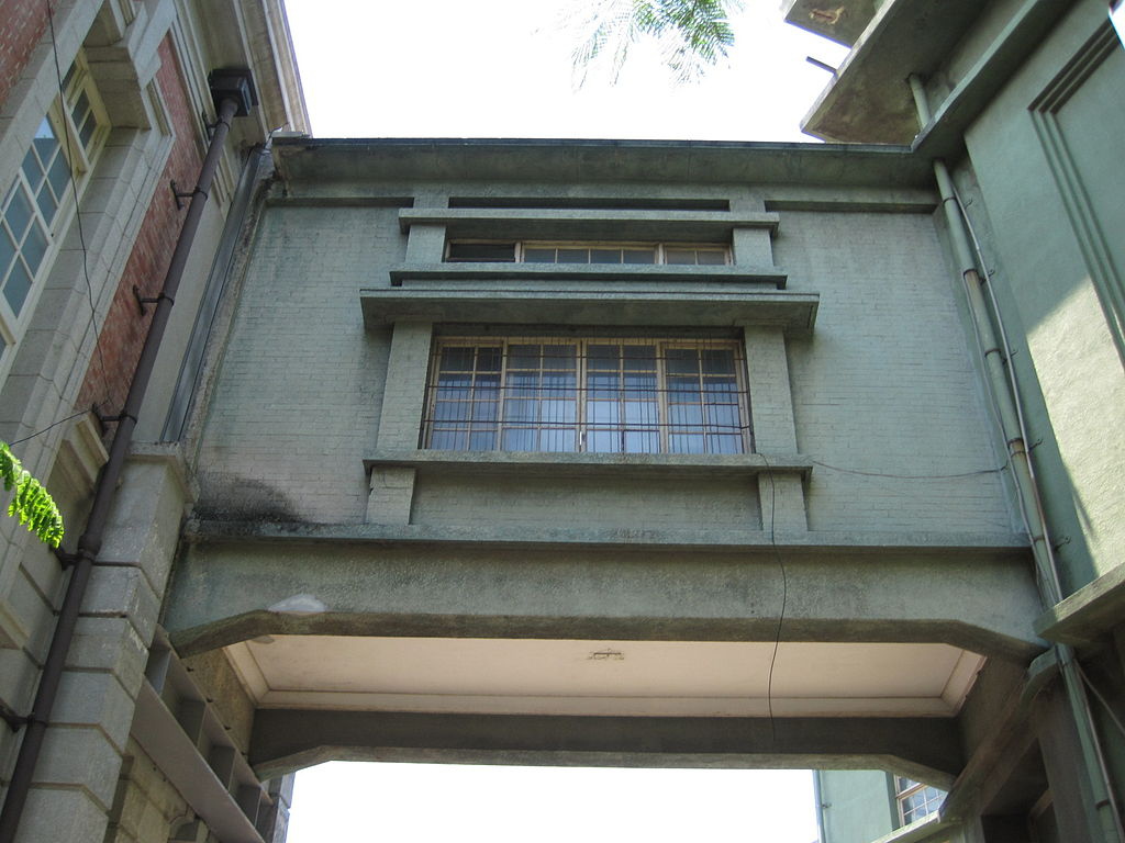 原台南州會-州廳-天橋-古蹟-市議會-市政府