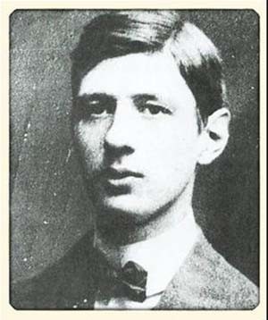 De Gaulle Young-2.jpg De Gaulle Young-2.jpg