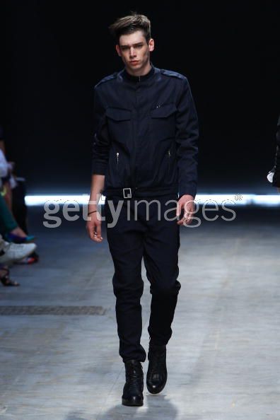 Costume National Homme-Cole.jpg