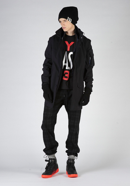 y3-2010-fall-winter-lookbook-16.jpg