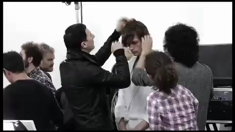 Making of _ Gucci Autumn_Winter 2010 Menswear.flv_000139306.jpg