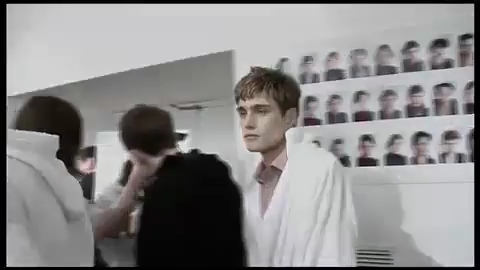 Making of _ Gucci Autumn_Winter 2010 Menswear.flv_000140340.jpg