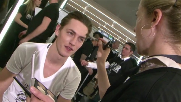 McGrath on the Dolce_Gabbana_s Winter 2011 men_s makeup look.flv_000030197.jpg