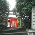 Aika會社旁邊的神社