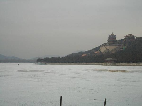 quen-min Lake in 頤和園