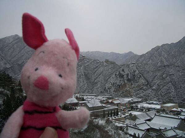 Little Pig and the Great Wall