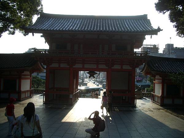 八阪神社的山門