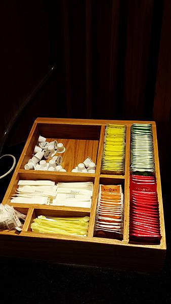 C360_2015-05-17-18-42-10-551 C360_2015-05-17-18-42-10-551