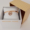 michael-kors-rose-gold-women-s-stainless-steel-pave-glitz-charm-bangle-mkj4838791-bracelet-1-0-960-960.jpg