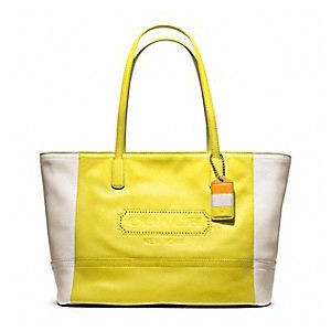 Coach 23469 lime parchment