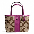 Coach 48798 khaki passion berry