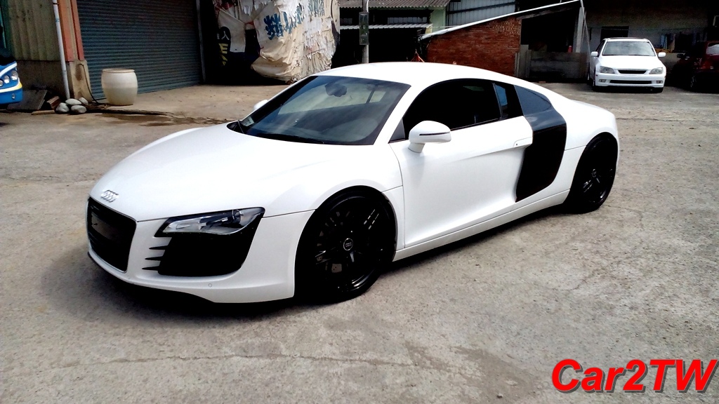 AUdi_R8_2