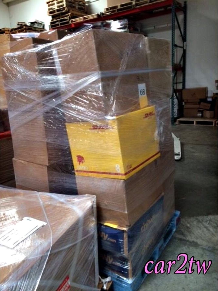 美國寄台灣最便宜方式有哪些呢？第一種方式如果小箱子可以利用美國郵局寄回台灣最便宜，如果只有2-3個箱子可以利用UPS寄回台灣最便宜，但是如果是5個箱子以上那推薦要找美國海運公司寄台灣最便宜了，Ship2TW寄行李回台灣不限制體積大小重量，越多箱子越大體積越大重量行李從美國寄台灣最便宜喔! 