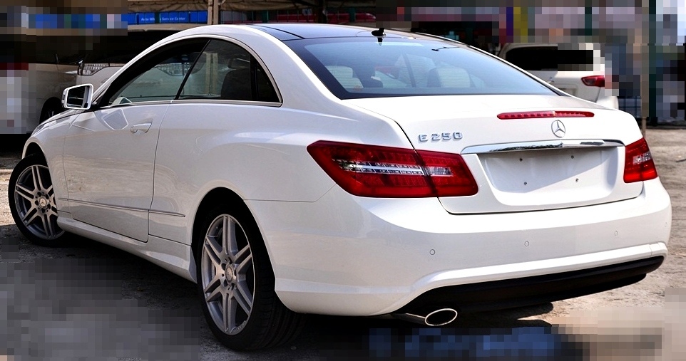 MB_E250_CGI_Coupe_AMG_Pack__6591_White_12__TRP_04