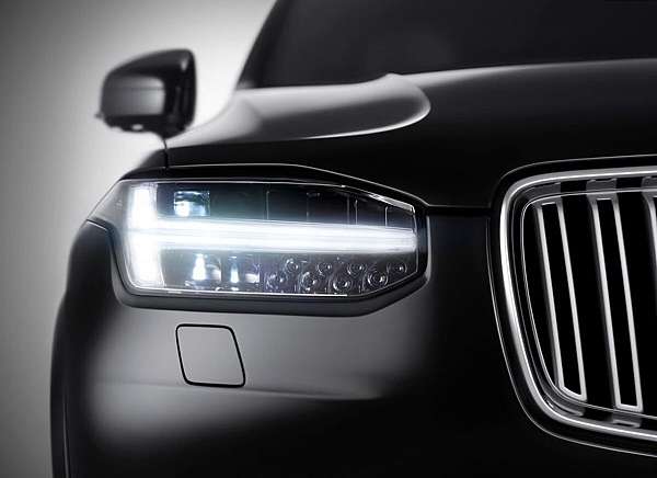 17 Volvo Xc90評價 優點 缺點 規格 價格 配備 顏色 油耗 新車售價二手車中古車價格行情分析及試駕心得分享 想買volvo Xc90 休旅車suv注意事項