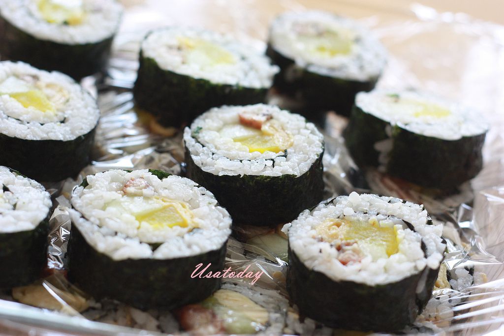 eel sushi roll 5