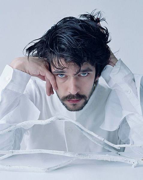 7.Ben Whishaw (6).jpg