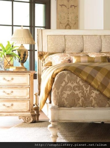 HW-175-14 Tuscan Home Upholsterd Bed (QUEEN, 同照片等級布料木色: TWD 156***)