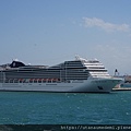 01716-BARI.JPG