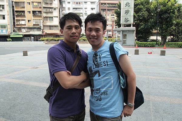 謝貢丸(哈哈)+徐柳橙