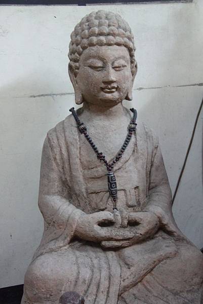 石雕釋迦牟尼佛