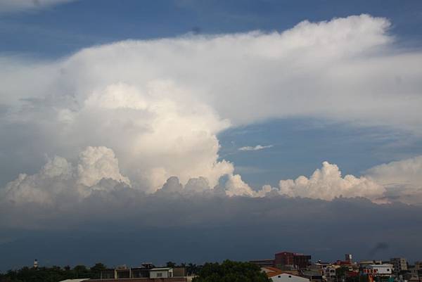 黃昏東方的天空