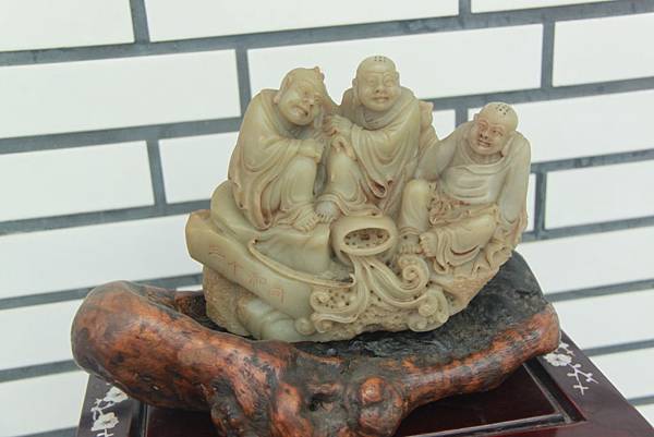 壽山石雕刻三個和尚