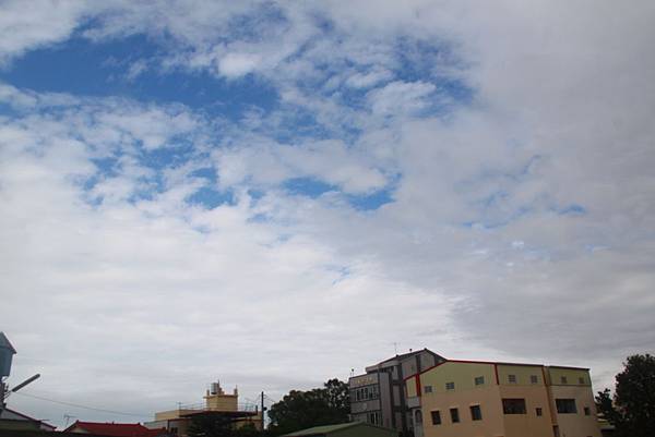 講堂上空的雲彩