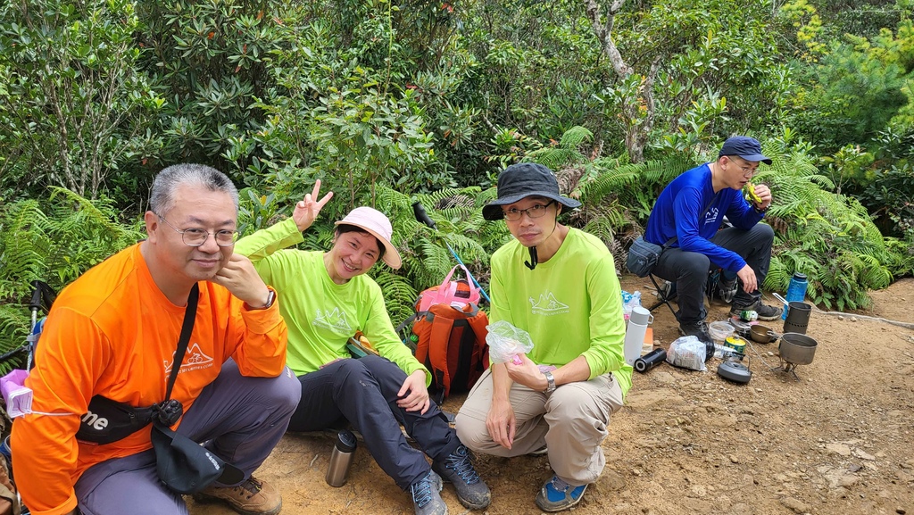 那羅部落高島縱走