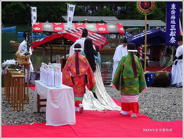 京都祭典 嵐山車折神社三船祭 扇流し奉納 きょうとむらのブログ 痞客邦