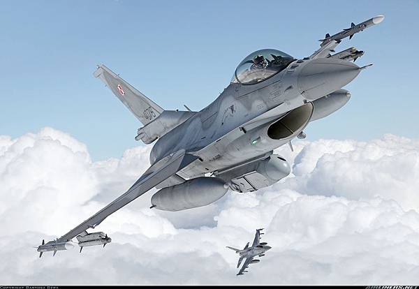 Lockheed Martin F-16CJ Fighting Falcon_Poland AF