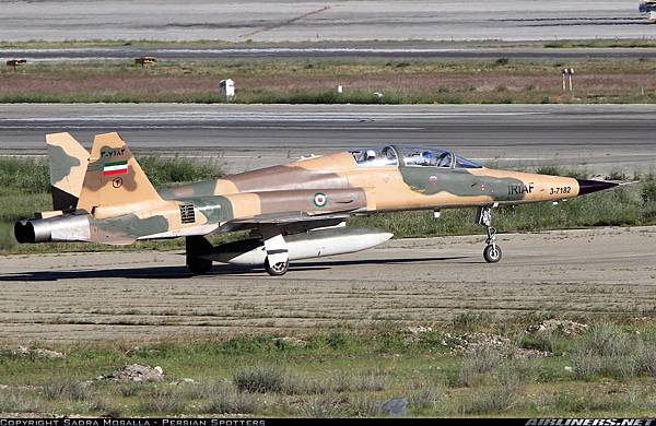 Northrop (HESA) F-5F Saeghe II_Iran AH  20160416
