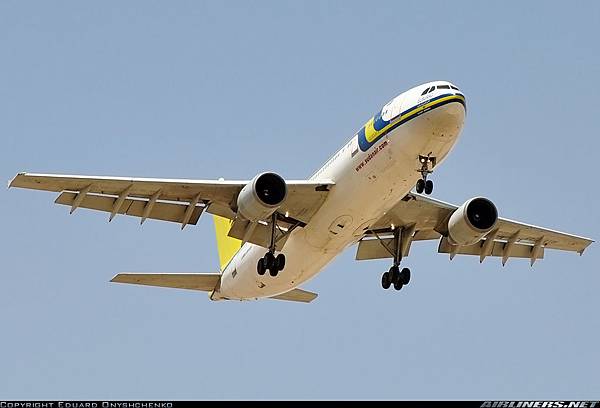 Airbus A300B4-622R_Sudan Airways 20120415 Eduard Onyshchenko