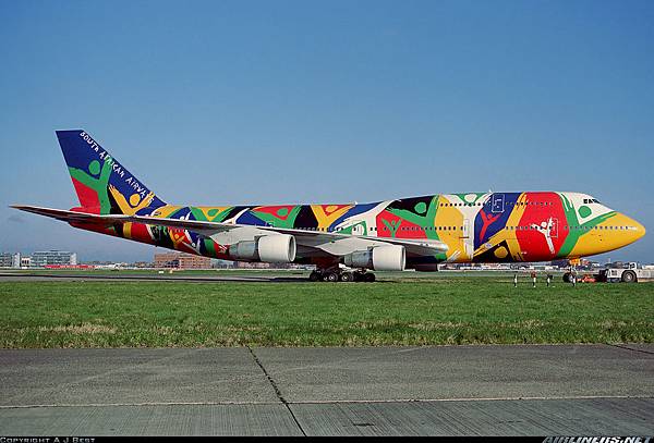 Boeing 747-312_South African Airways  2002  A J Best