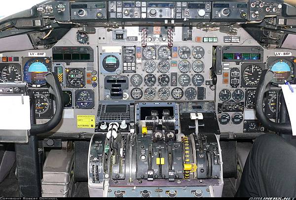 McDonnell Douglas MD-82 (DC-9-82)_Andes Lineas Aereas   20100115   Robert Domandl