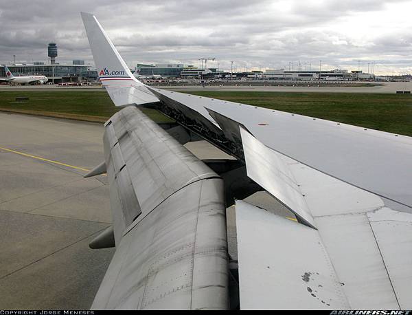 Boeing 757-223_American Airlines  200904  Jorge Meneses