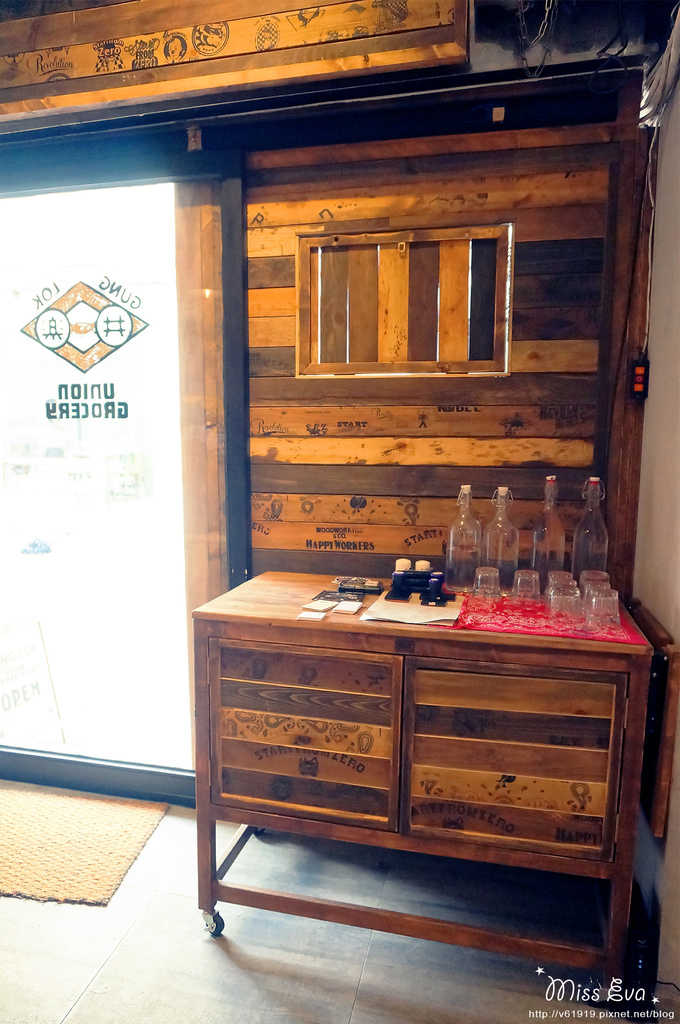 DSC09327_DxO.jpg DSC09327_DxO.jpg