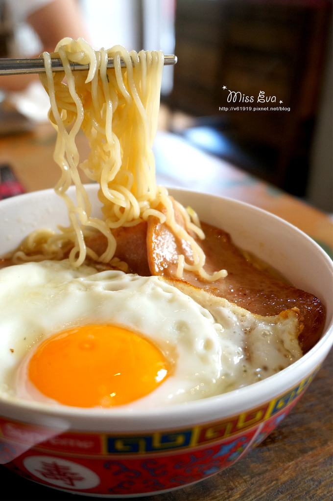 DSC09913-1.jpg DSC09913-1.jpg