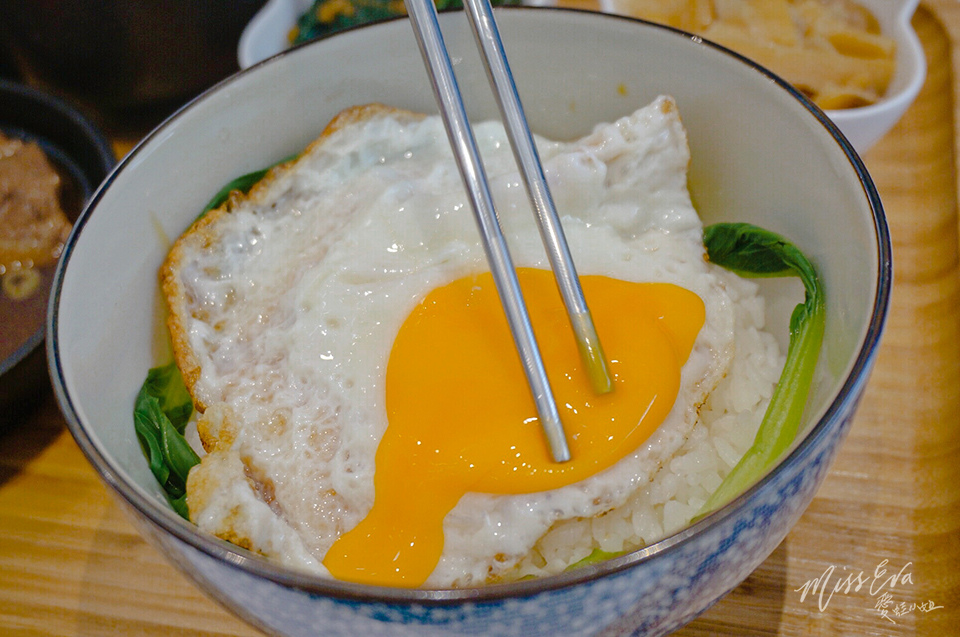 IMG_1792-1.jpg IMG_1792-1.jpg