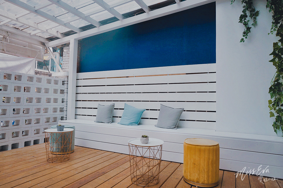 IMG_1935-1.jpg IMG_1935-1.jpg