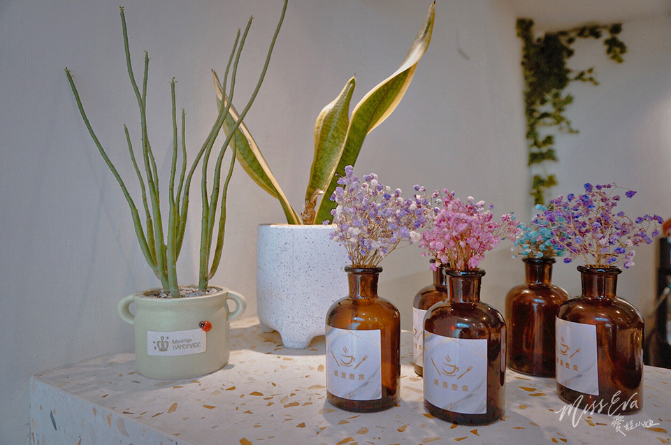 IMG_1939-1.jpg IMG_1939-1.jpg