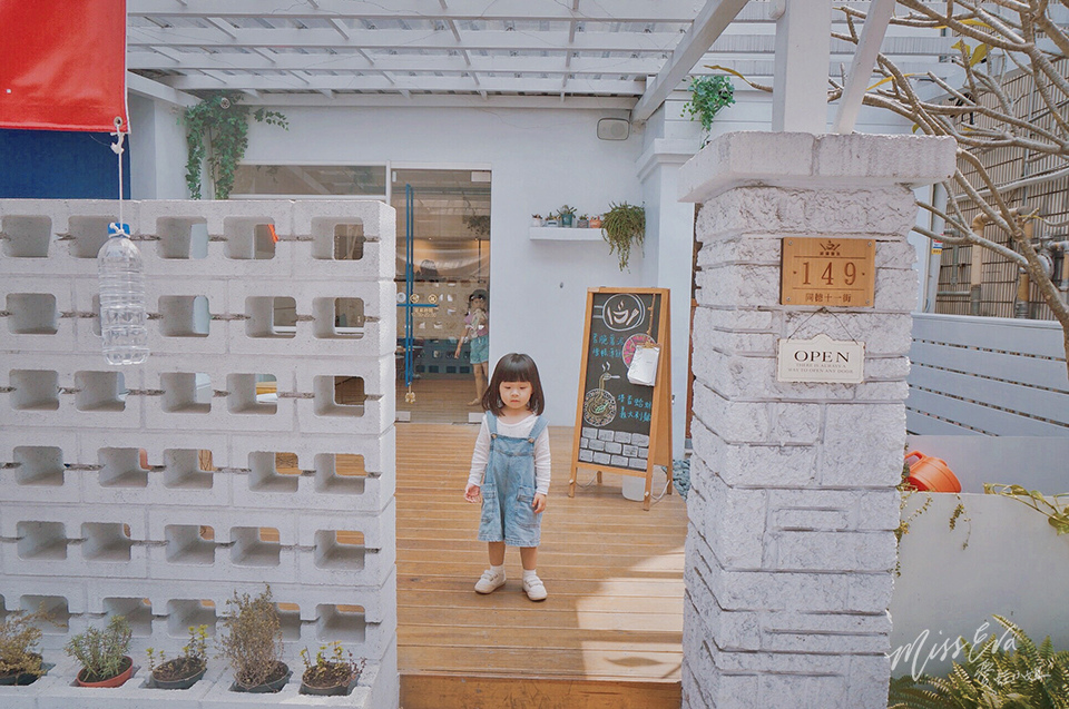 IMG_1919-1.jpg IMG_1919-1.jpg