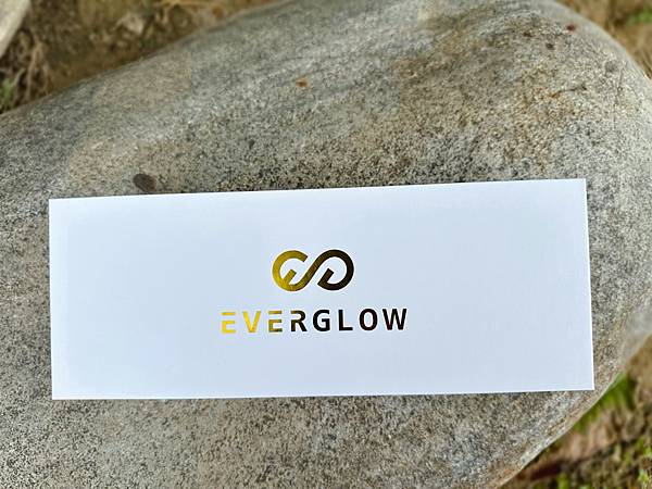 《頭皮護理推薦》EVERGLOW頭皮保養導入梳讓妳梳頭整齊同