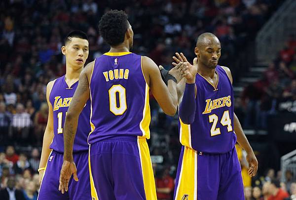 los-angeles-lakers-v-houston-20141120-051932-053.jpg